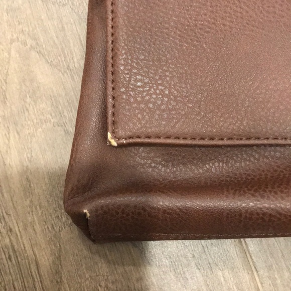 Maroon/ Brown crossover bag - Picture 5 of 5